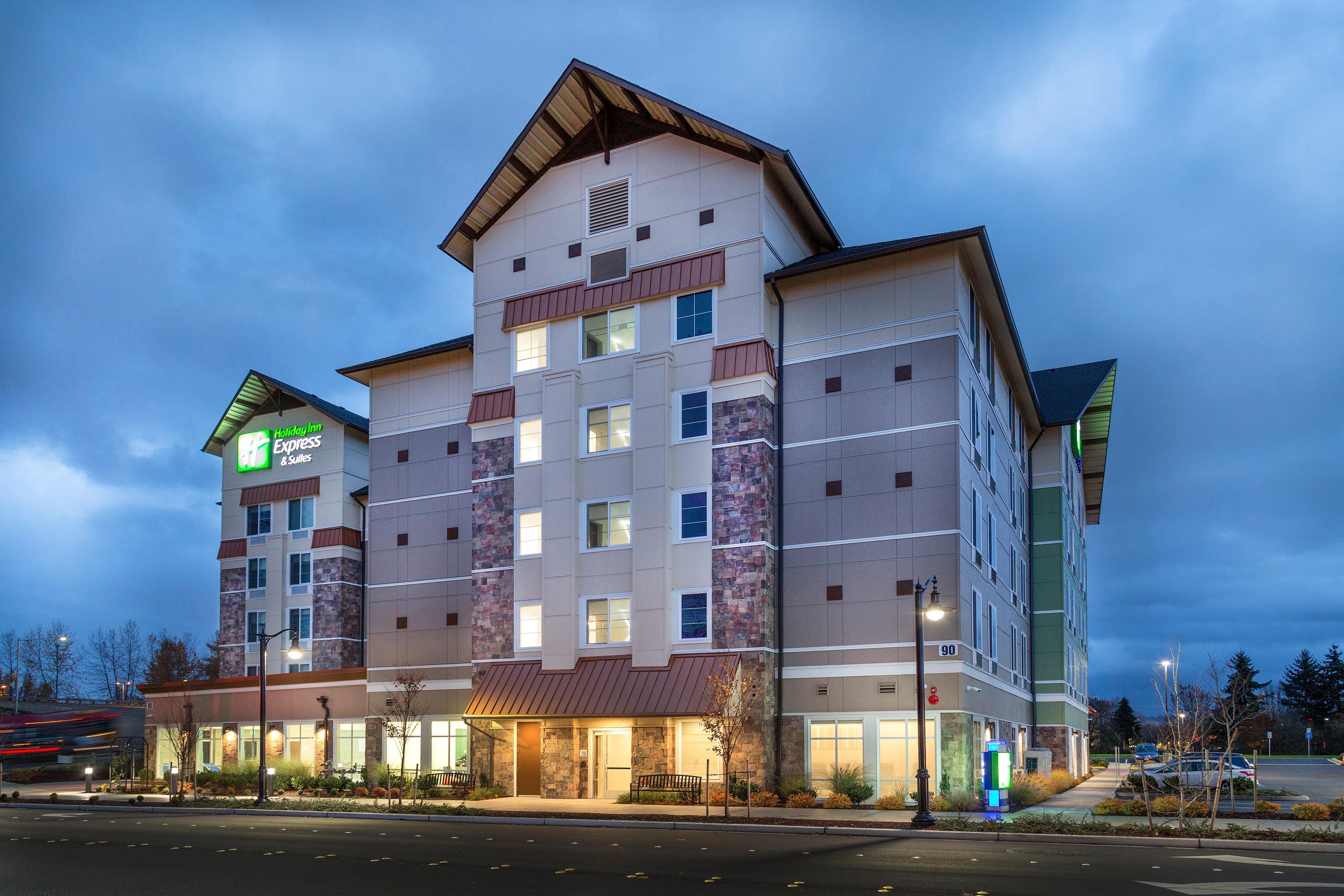 Holiday Inn Express & Suites - Seattle South - Tukwila, An Ihg Hotel Экстерьер фото